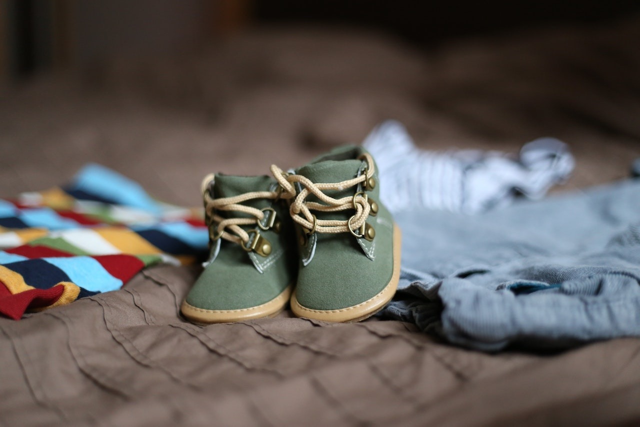 Jak dobrać pierwsze buty dla dziecka?